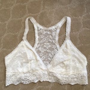 Pull on lace bralette